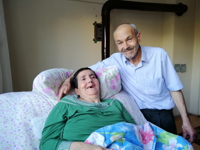 43 yıllık eşe örnek vefa